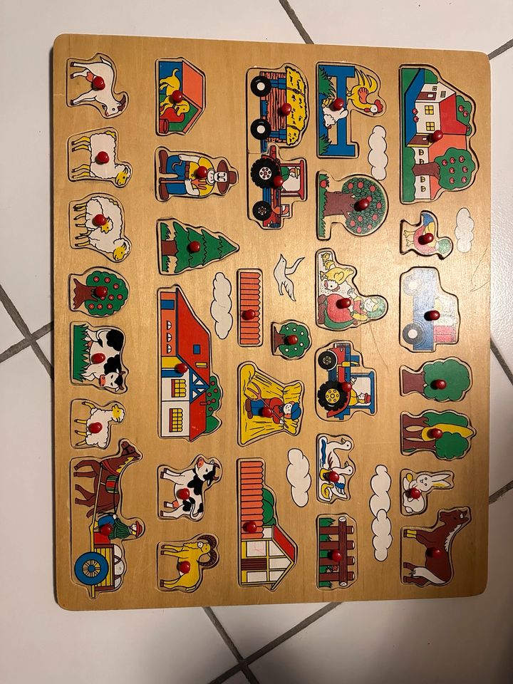 Holz Puzzle zusammen für 6 Euro in Rellingen