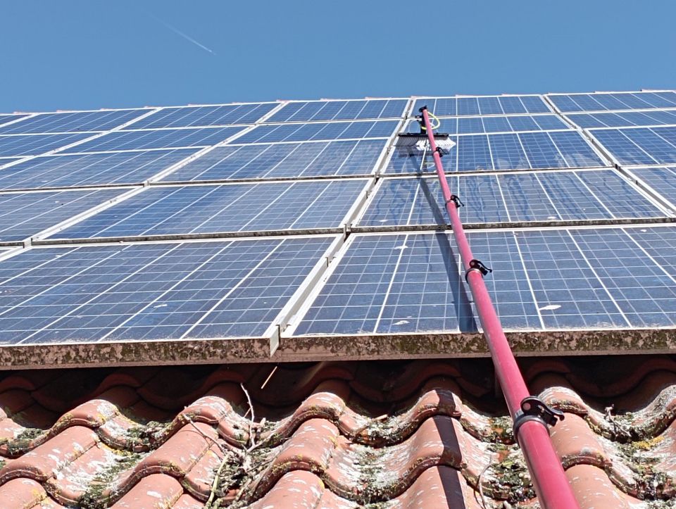 Solarreinigung, Solaranlagenreinigung, Photovoltaikreinigung in Moers