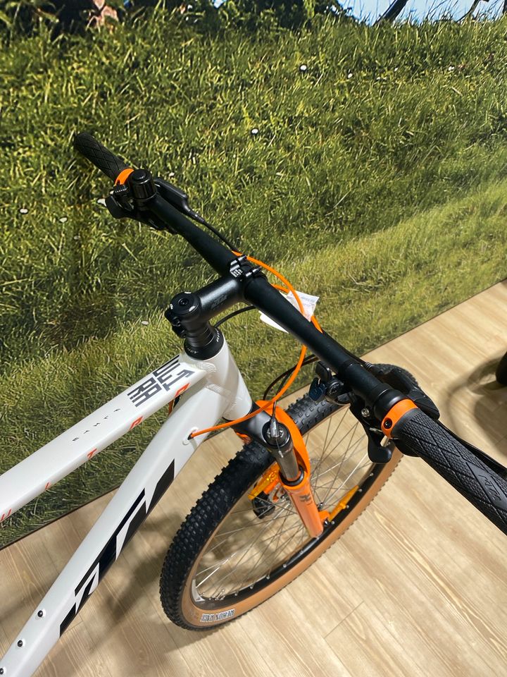 ~~NEU~~KTM~~ULTRA~~FLITE~~MTB~~29“~~ in Cloppenburg