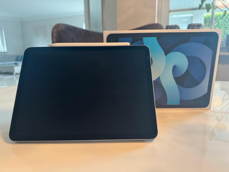 Apple 10,9“ iPad Air (4.Generation, 2020) | Blau | Wi-Fi+Cellular in Friedewald