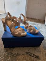 Sandalen mit Absatz Aubing-Lochhausen-Langwied - Aubing Vorschau