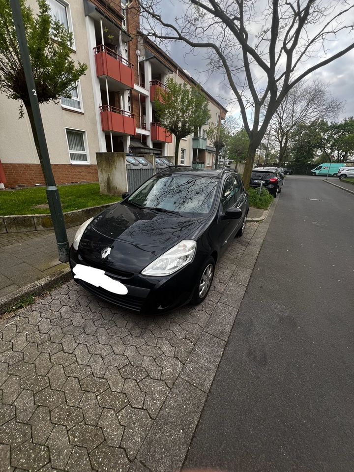 Auto Clio Schwarz in Düsseldorf