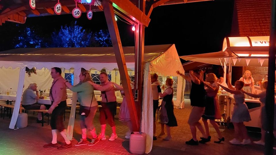 Mobiler Dj für ihre Hochzeit Geburtstag Jubiläen uvm 2024/25 in Gütersloh