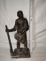 Bronzefigur Richard Rother 25cm Mann mit Hacke Baden-Württemberg - Pfinztal Vorschau