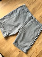 Shorts Indigo Jeans grau M Hessen - Niederaula Vorschau