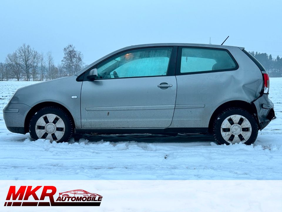 VW Polo 4 9N 1,4 SHZ Klima Schiebedach Radio in Marxen