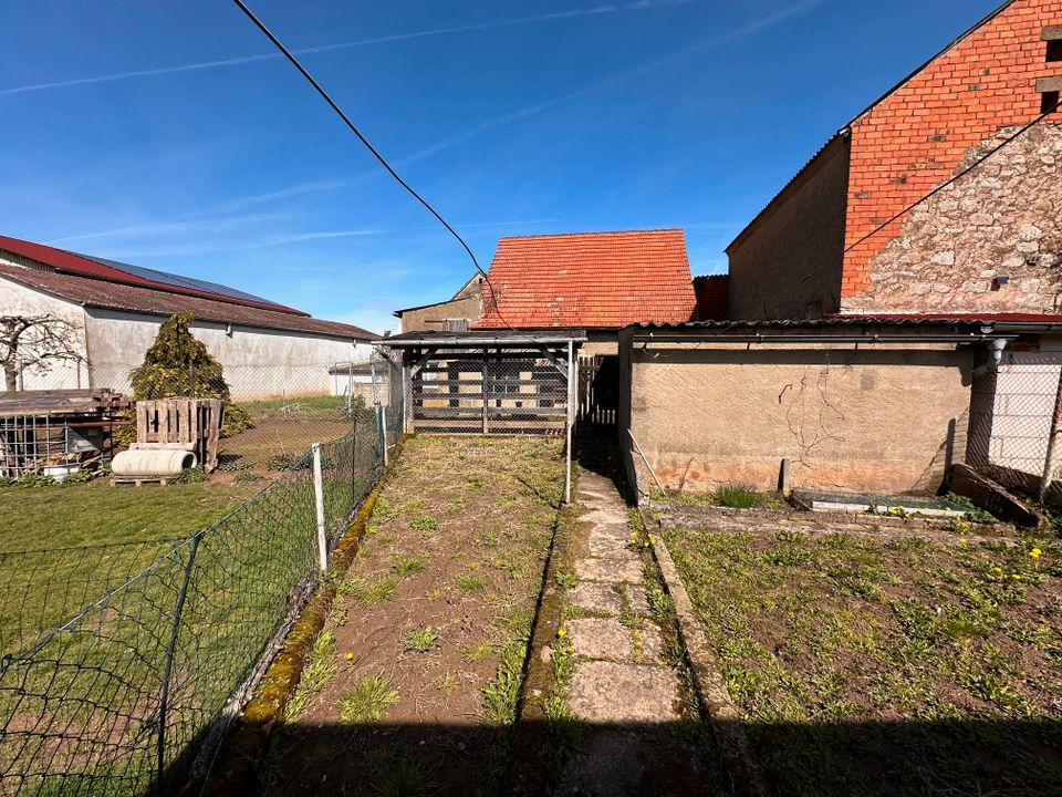 Zweifamilienhaus mit Scheune, viel Platz & Ausbaupotential in Viereth-Trunstadt