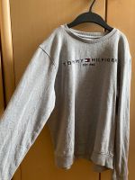 Tommy Hilfiger Sweater Pullover Sweatshirt grau Stickerei Gr. S Baden-Württemberg - Bruchsal Vorschau