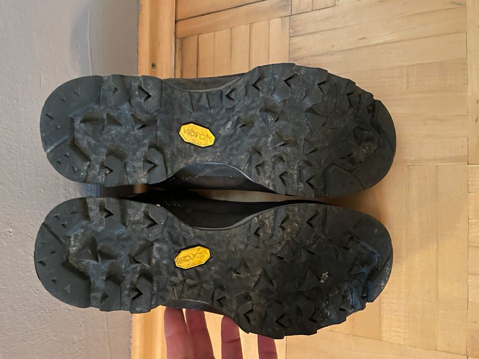 Wanderschuhe HanWag Größe 38 in Dresden