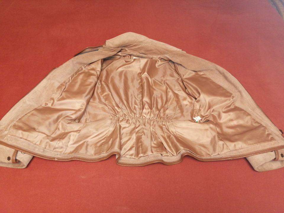 BIBA Damen Leder Jacke Gr. 40 braun beige Bändern Umschlagärmel in Koblenz