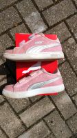 Puma Mädchen Sneaker Smash V2 Glitzer rosa pink Größe 30 Nordrhein-Westfalen - Wegberg Vorschau