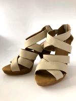 Mango Sandalen Pumps Gr 40 high heels Düsseldorf - Pempelfort Vorschau
