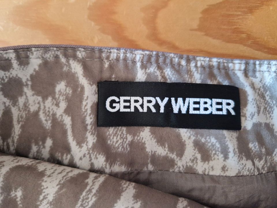 Rock, Gerry Weber, beige / hell khaki, Gr. 42, NEU in Großenlüder