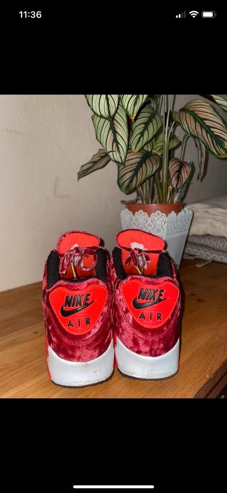Nike Air Max 90 red velvet samt rot limitiert unisex Gr.40.5 in Nordrhein Westfalen Troisdorf kleinanzeigen