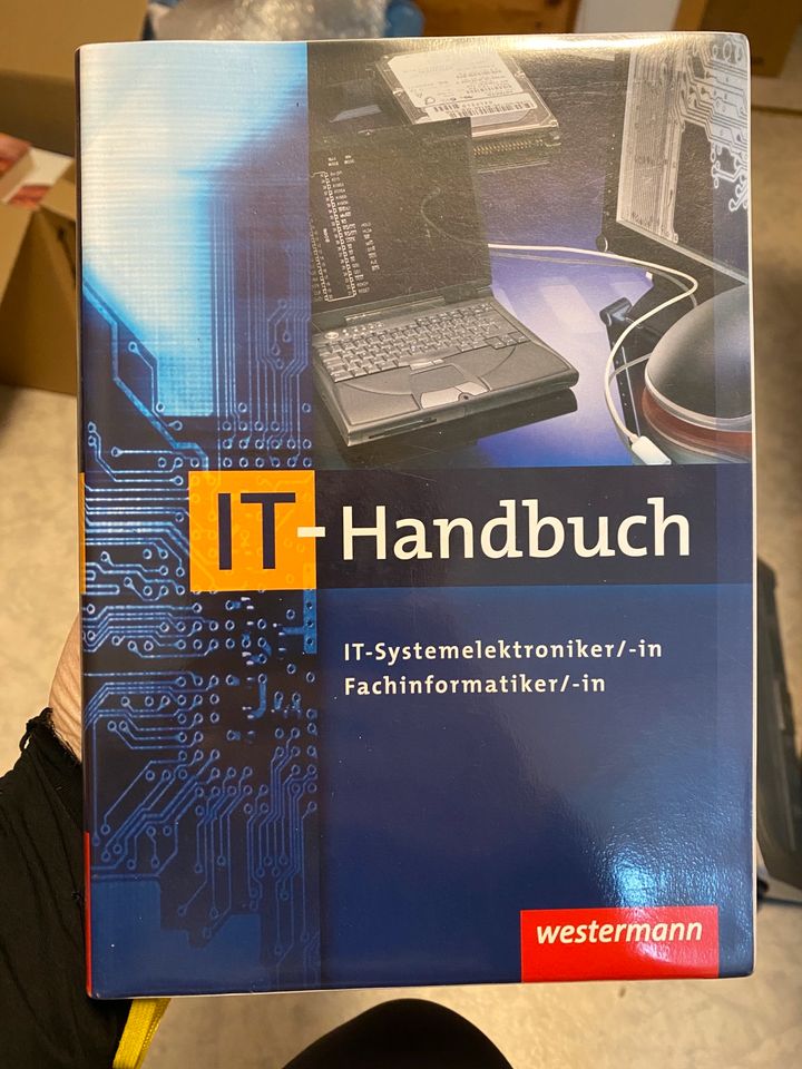 NEU - IT - Handbuch IT-Systemelektroniker Informatik in Königslutter am Elm