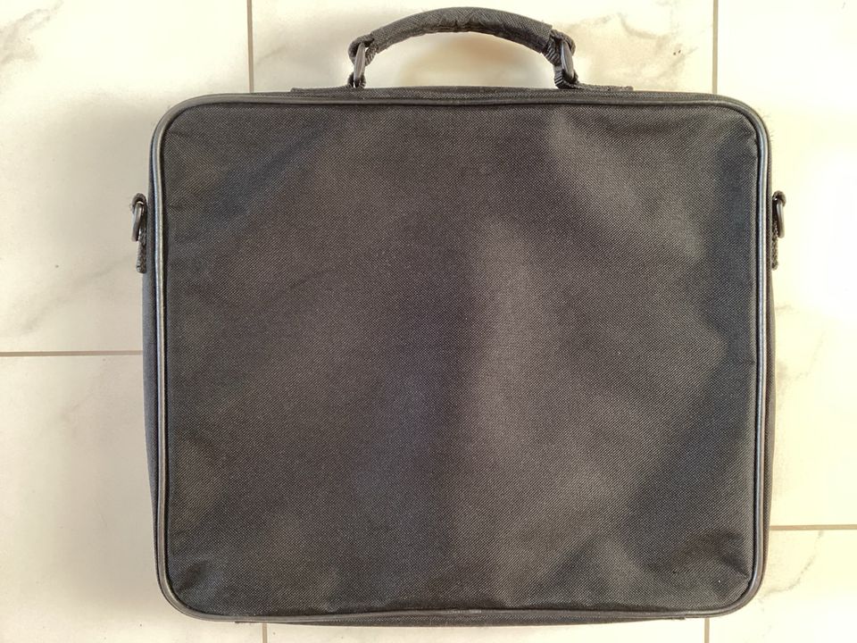 Laptop Tasche, Innenmasse ca. 35x31 cm in Villingen-Schwenningen