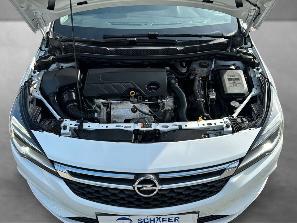 Opel Astra 1.6 Sports Tourer Business #NAVI #SHZ #PDC in Moritzburg
