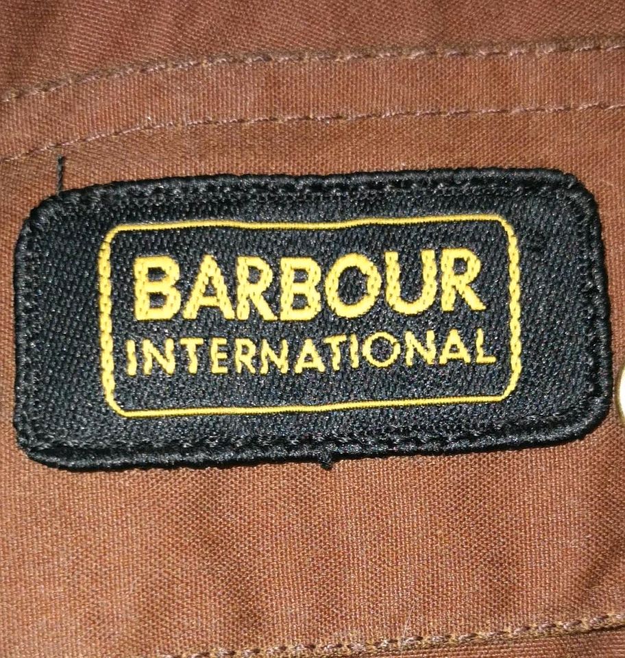 Barbour international Wachsjacke Damen Wetterbeständig neu in Essen