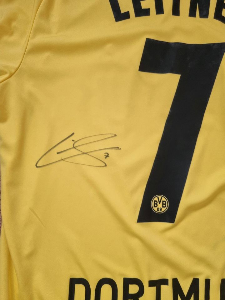 Bvb Trikot Leitner L mit Autogramm in Nordenham