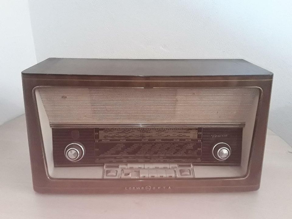 Röhrenradio Radio Grundig Siemens Loewe AEG in Bayreuth