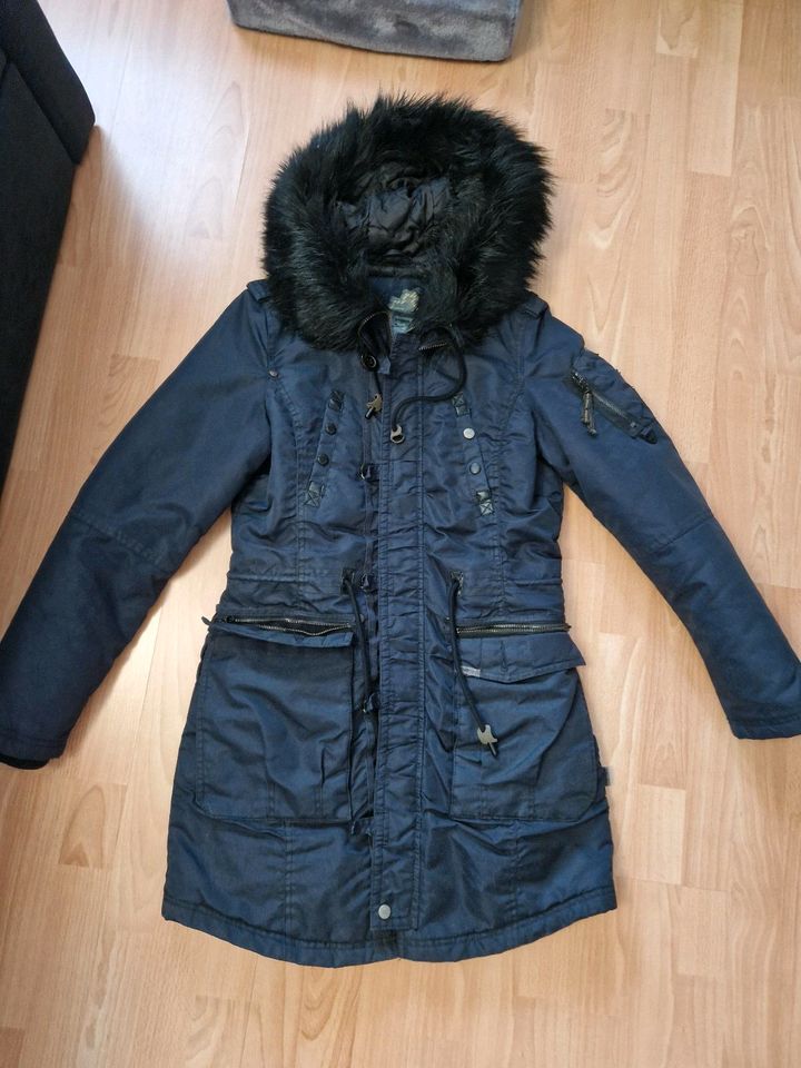 Khujo Winterjacke Gr. L in Obernkirchen