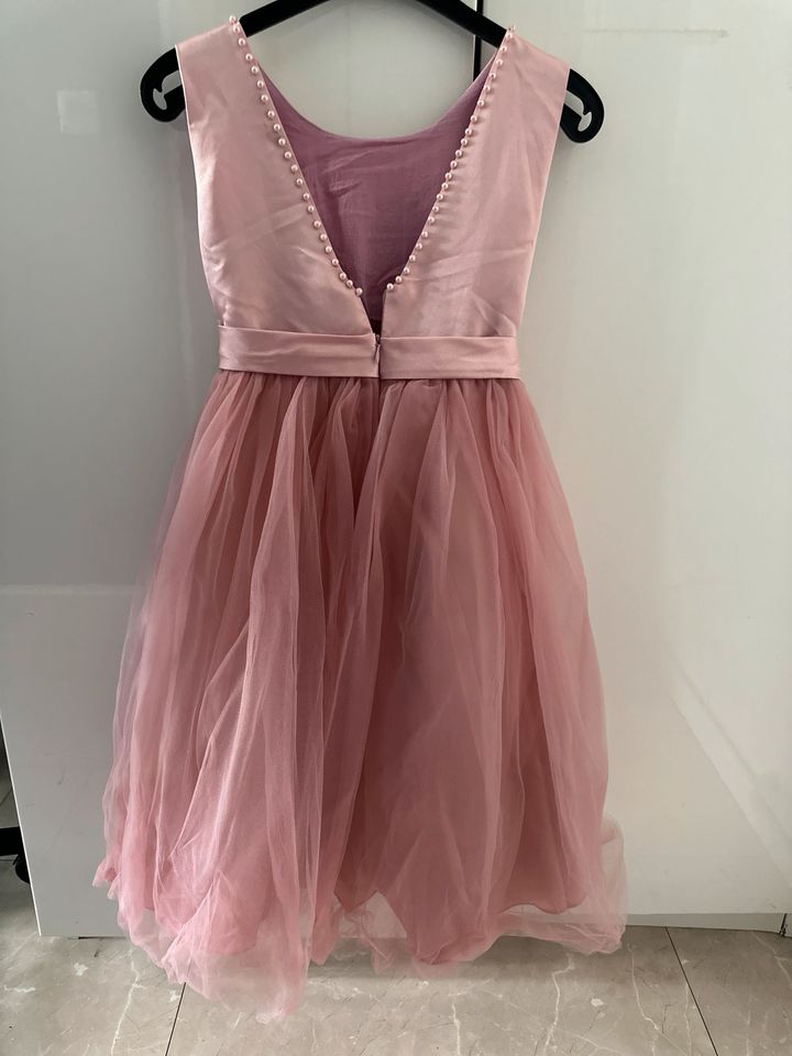 Mädchen Prinzessin Kleid Gr. 6-7 Jahre in Berlin