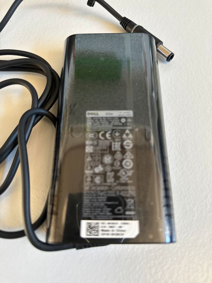 Dell Netzteil 90 Watt 19,5Volt 4,62 Ampere in Gummersbach