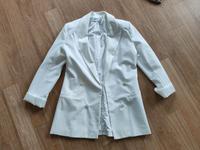 NEU Blazer Bershka weiß M 36 38 NP: 50€ Hessen - Marburg Vorschau