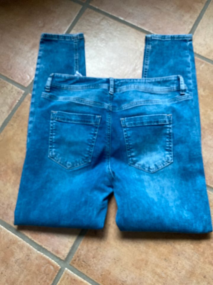 Street One Jeans slimfit Gr.29/28 in Oberhausen