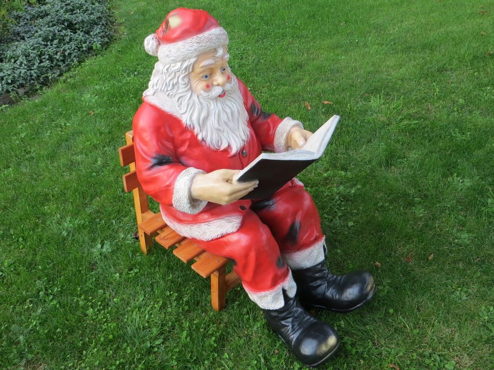Weihnachtsmann mit Buch & Stuhl Neu incl. Versand in Wimmelburg