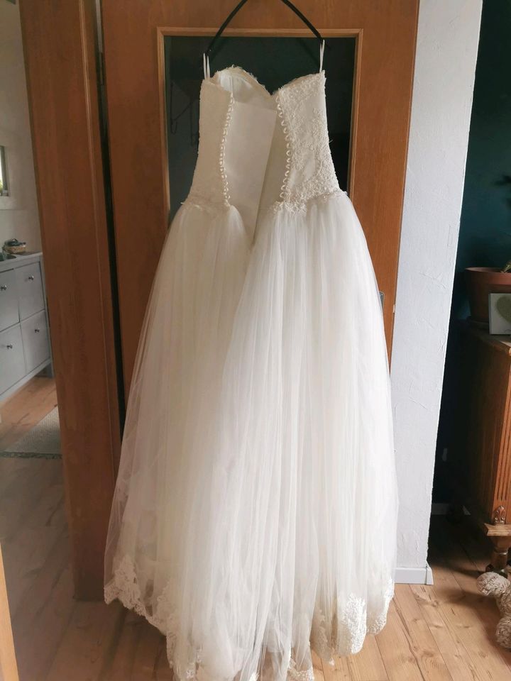 Prinzessin Brautkleid Hochzeitskleid Ivory in Lage