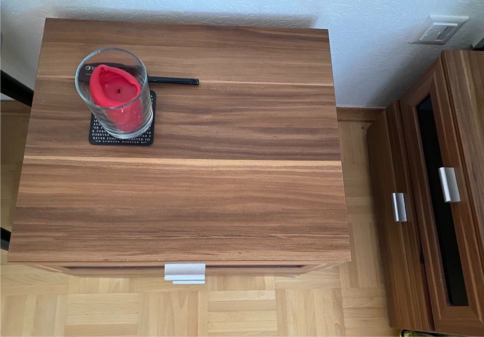 Nachtisch / Nachtischschrank / Nachtischschränkchen in Rödermark