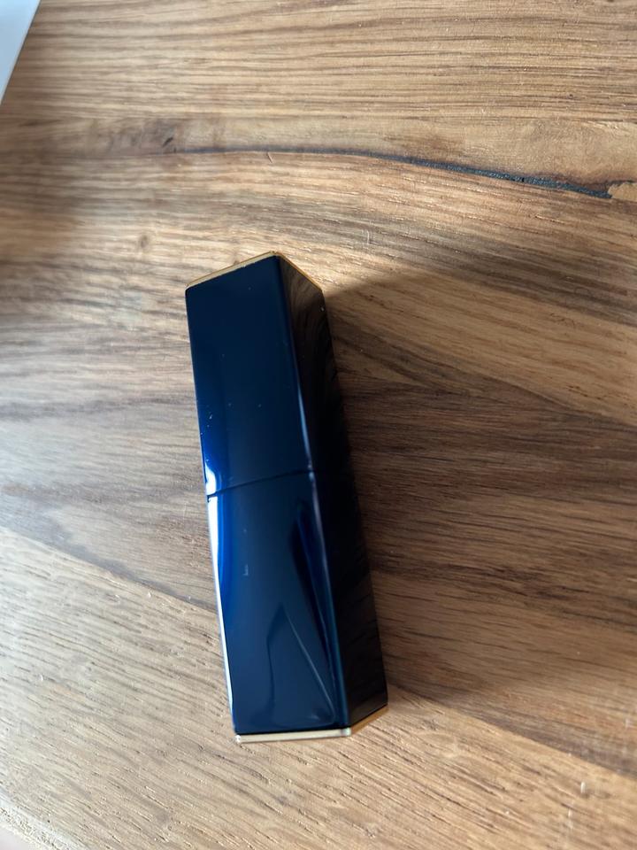 Estee Lauder Lippenstift Farbe 333 Pure Color Envy in Werneck