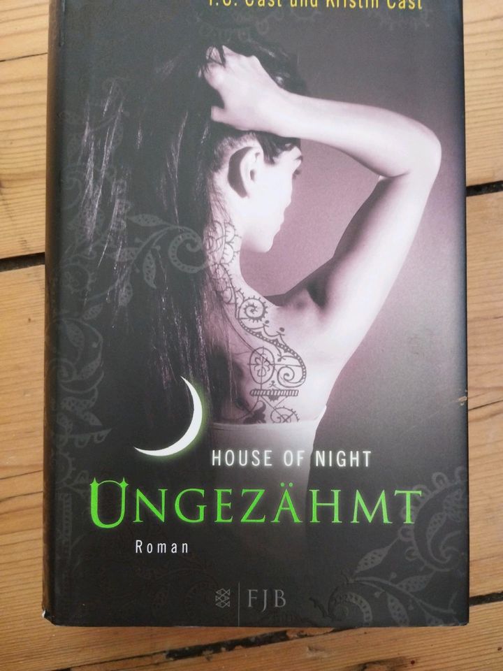 House of night- P.C. Cast und Kristin Cast (1-9) in Gelsenkirchen