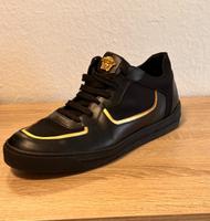 Versace Schuh in schwarz Gold Hessen - Obertshausen Vorschau