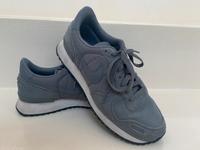 Nike Air Sneaker in grau Gr 40 Nordrhein-Westfalen - Meerbusch Vorschau