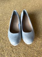 Schuhe Ballerinas silber/grau glänzend, sehr gut erhalten Schleswig-Holstein - Glinde Vorschau