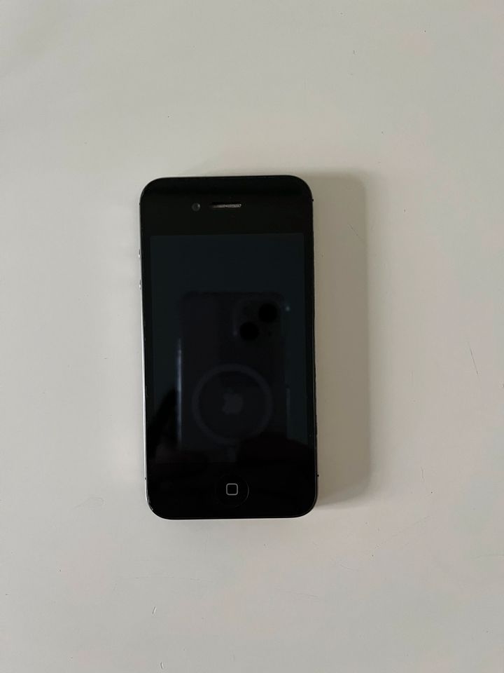 iPhone 4s schwarz 32gb + OVP+ AppleNadel in Ratingen