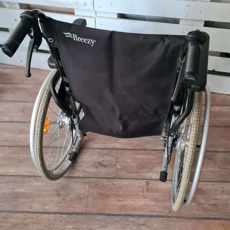 Breezy Rollstuhl  Guter Zustand in Herne