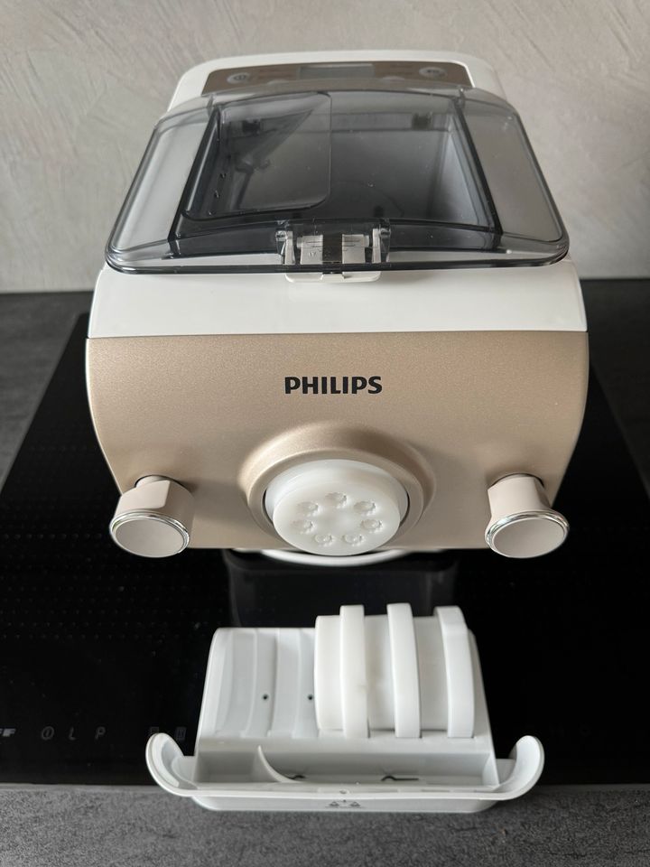 Philips Noodle Maker Nudelmaschine HR2380 in Köln