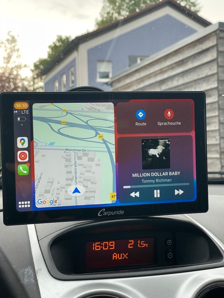 Wireless Carplay/Android Auto Display in Karlsfeld