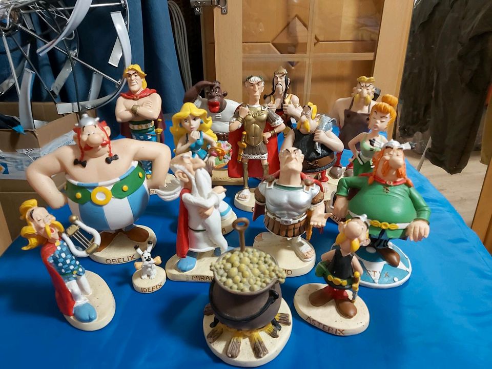 Asterix und Obelix Sammelfiguren in Penig