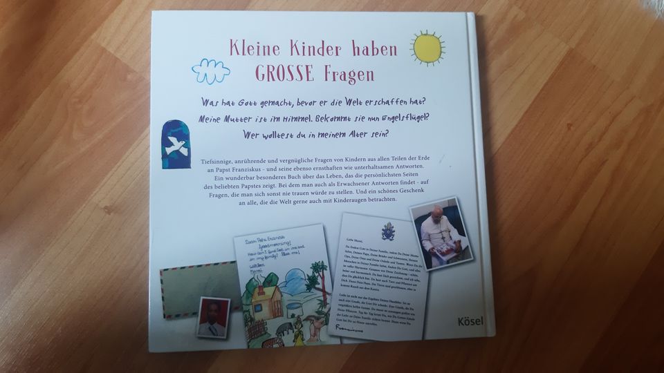 Buch „Lieber Papst Franziskus ...“ in Esslingen