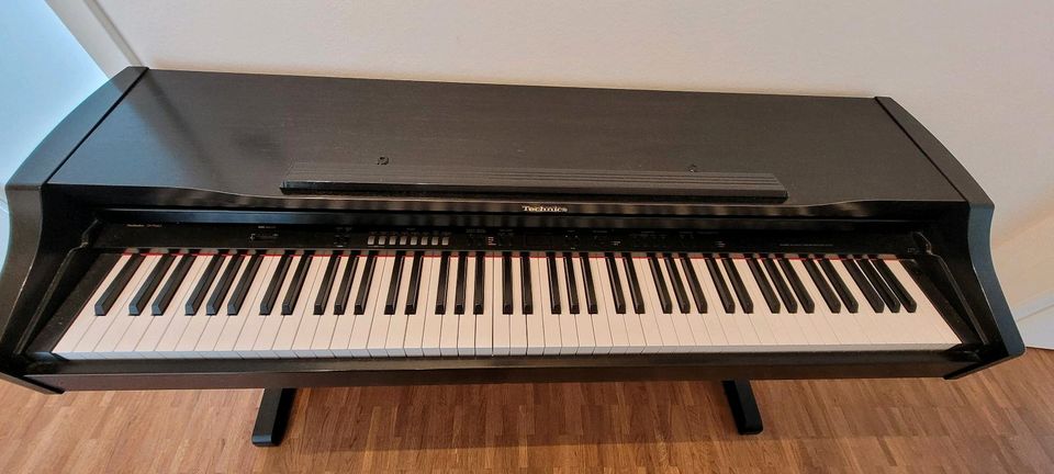 E-Piano Technics sx-px663 Digitalklavier in Düsseldorf