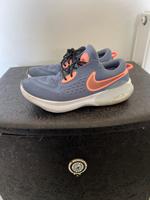 Nike Laufschuhe Damen Hannover - Herrenhausen-Stöcken Vorschau