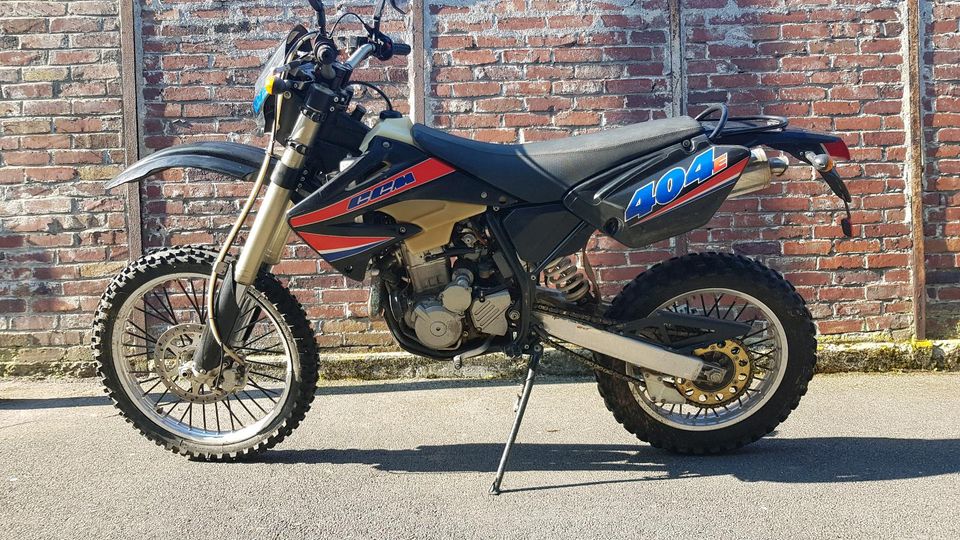 ex Werksmotorrad vom Importeur in WI / CCM404E / Suzuki DRZ 400 S in Leverkusen