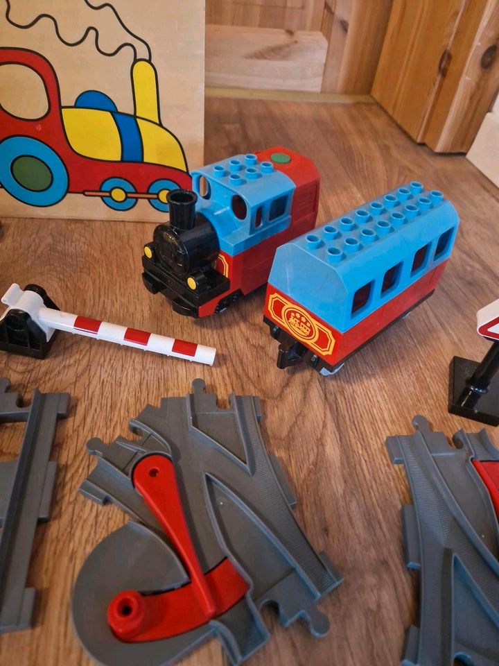 Lego Duplo Eisenbahn inkl. Holzkiste  Ostergeschenk in Dingelstädt