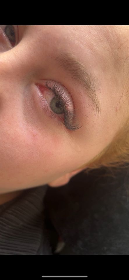 Suche Modelle, Wimpernlifting, Wimpernextensions in Achim