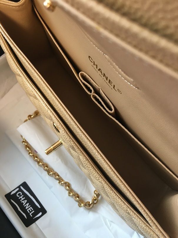 Chanel Flap Bag Tasche Caviar Leder Beige Medium in Meyn