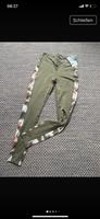Leggins in Olive von Roxy, seitlich mit Batik, Gr. S, Neu Nordrhein-Westfalen - Bedburg Vorschau